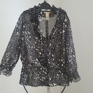 Black & cream blouse